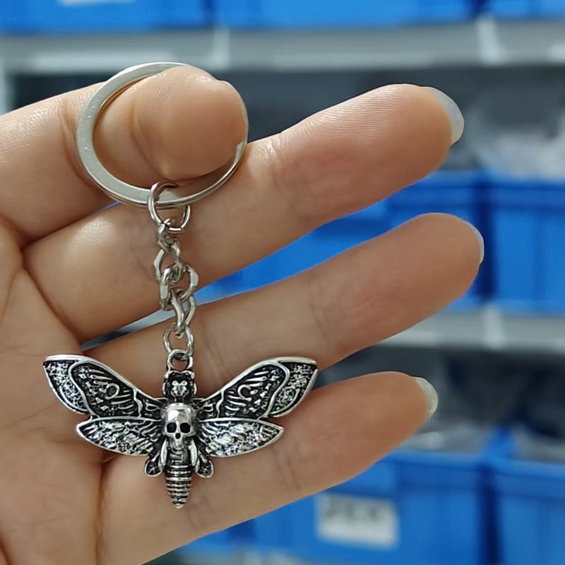 1pcs Death Moth Vintage Sugar  - Women'S Emo Accessories recension och pris